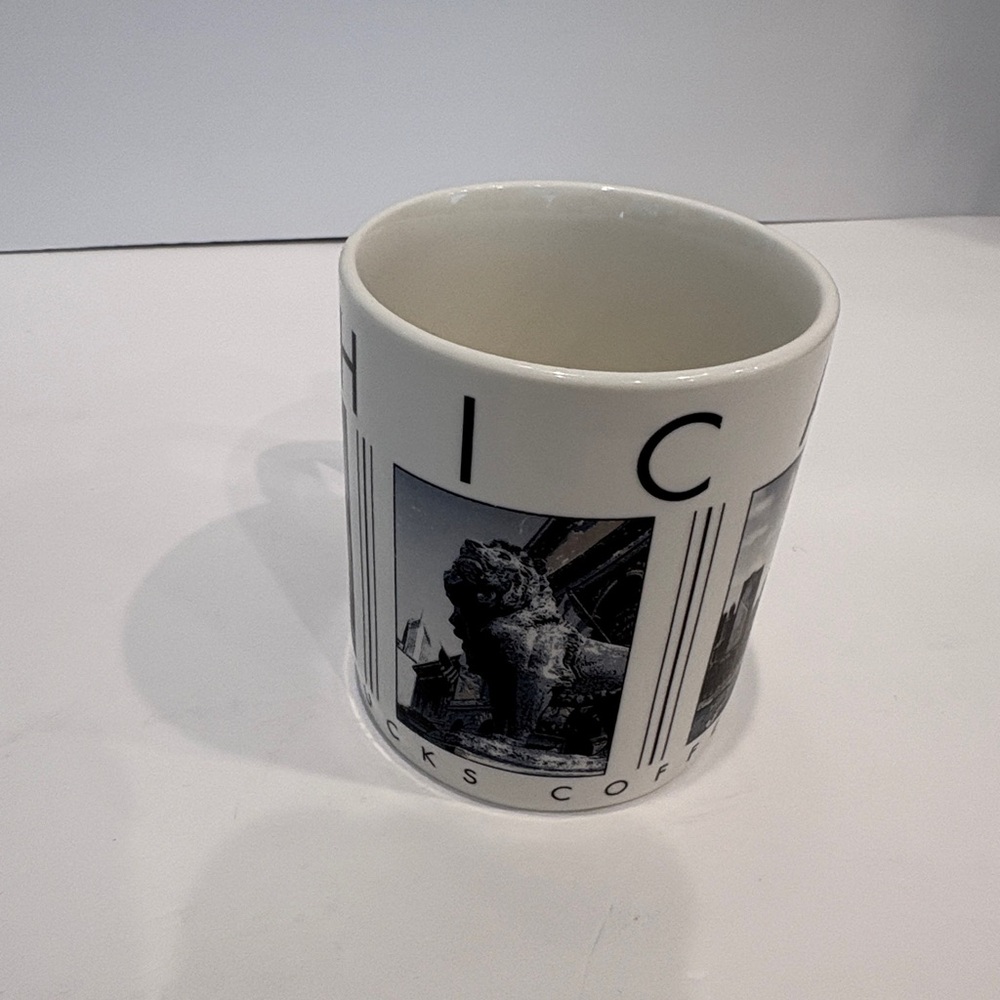 Starbucks City Scenes Chicago Mug - Picture 3 of 4
